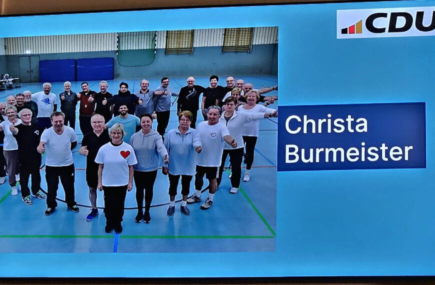 Verleihung des Ehrenpreises an Christa Burmeister